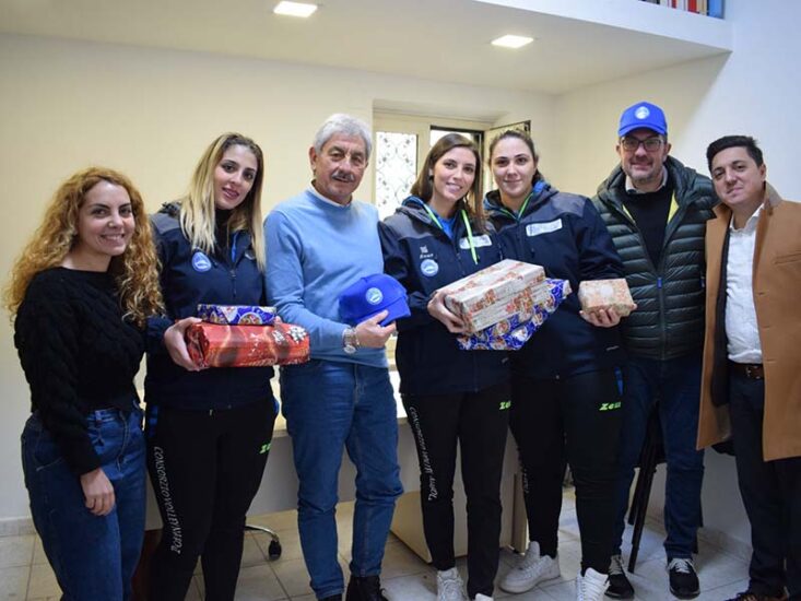 Volley Napoli abbraccia il progetto di ABIO Napoli per portare la magia del Natale ai bambini in ospedale